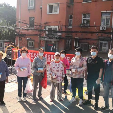 分类进社区 环保入人心