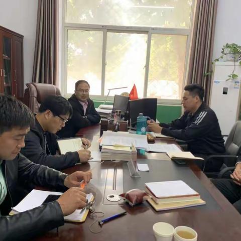 元固中学开展“万名干部回家乡 为民服务解难题”主题活动