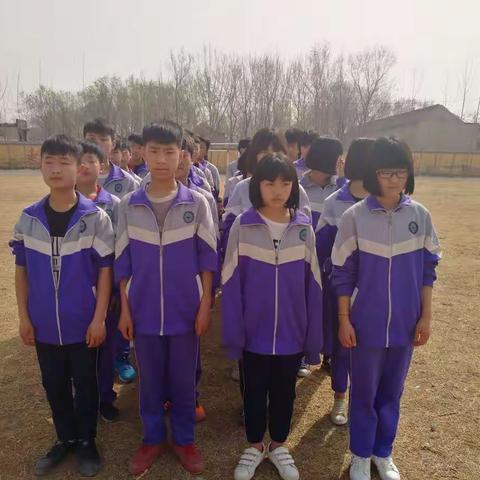 欲穷千里目，更上一层楼