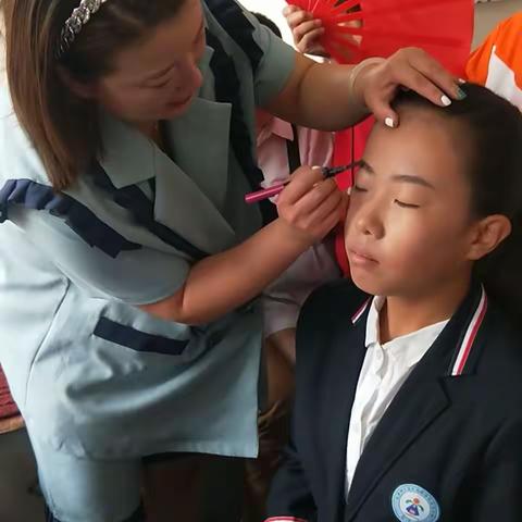 花儿向阳，童心向党，张花营小学二年级庆祝建党100周年暨庆六一文艺汇演