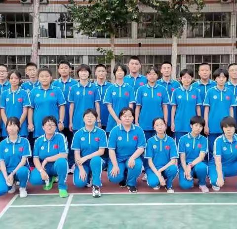秋高气爽瓜果香   桃李满园迎新到—————欢迎新同学入校