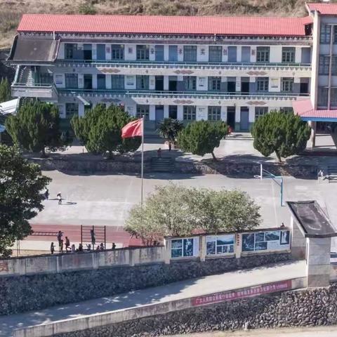 学习雷锋精神，争当文明先锋——七尺小学开展学习雷锋精神系列活动