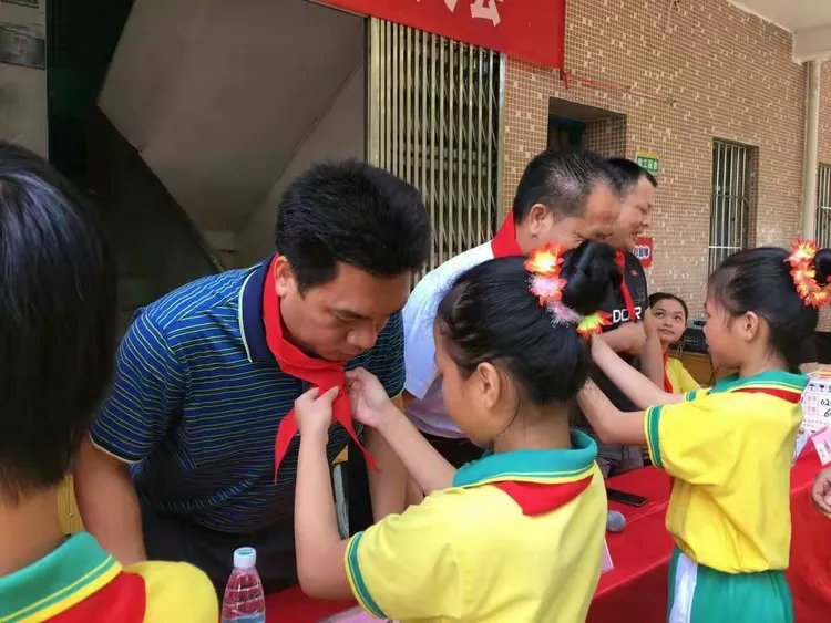 罗平留学中心地址