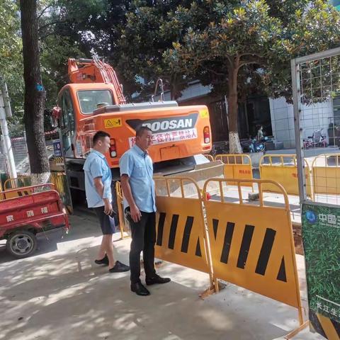 【武水集团蔡甸公司】顶高温、战酷暑，贯彻落实管网巡查