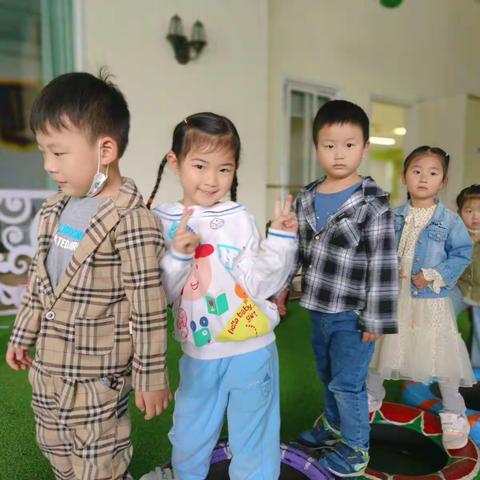 爱生堡自由舱幼儿园——中一班周回顾