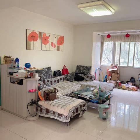 ❤️旭光小区，市一小学区房，精装3/2/2，产权128，前后双阳台，老证不包，64.8万，看房提前预约64700