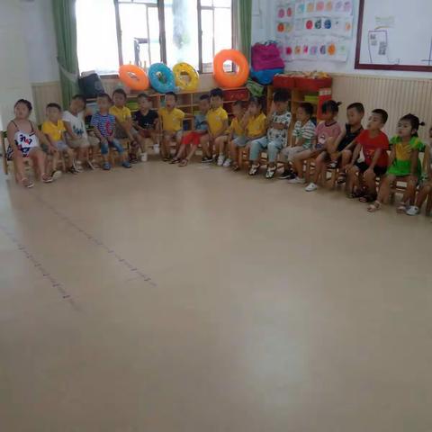 中一班区域活动-嘻水啦啦啦！