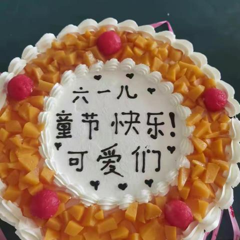 和田县罕艾日克镇玉如什开村小学“童心飞扬·快乐六一”活动