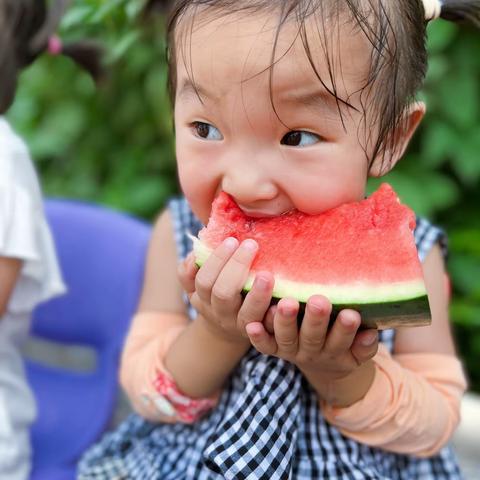 三伏天，幼儿饮食请注意“五要”和“五不要”！