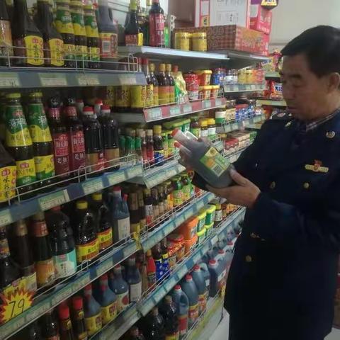 索堡分局继续开展“双节”食品安全检查