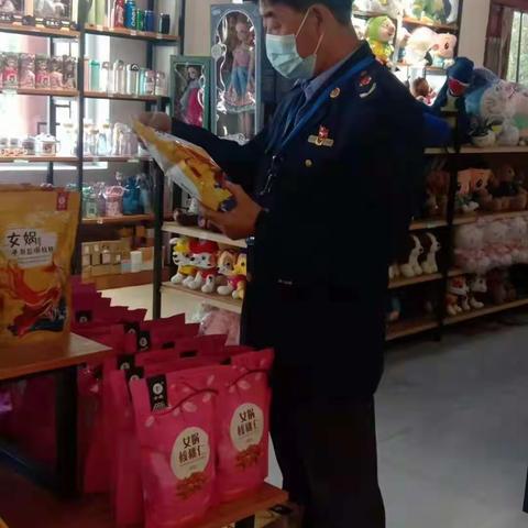 索堡分局继续开展“五一”假期食品安全检查