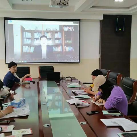 学习义务教育2022年数学课程方案——暨东华里小学数学老师学习新课标活动