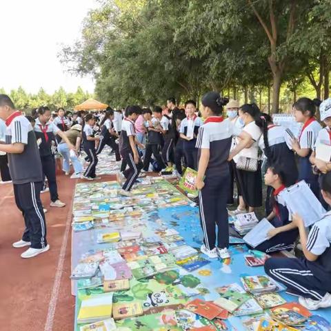 传递书香，助力成长—店子镇中心小学一年级四班