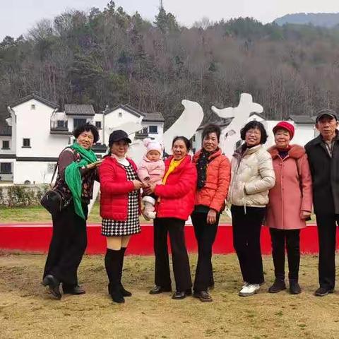 时光不老。我们不散。留住我们的幸福时光