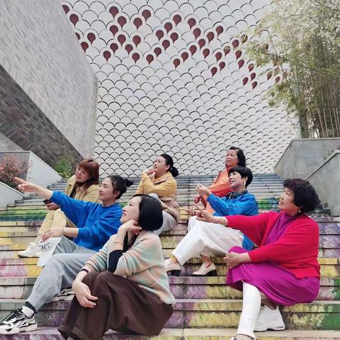 聚在一起的快乐时光。