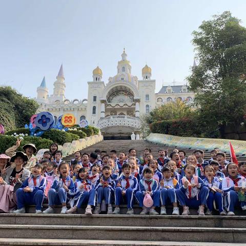 与春天握手，和快乐同行