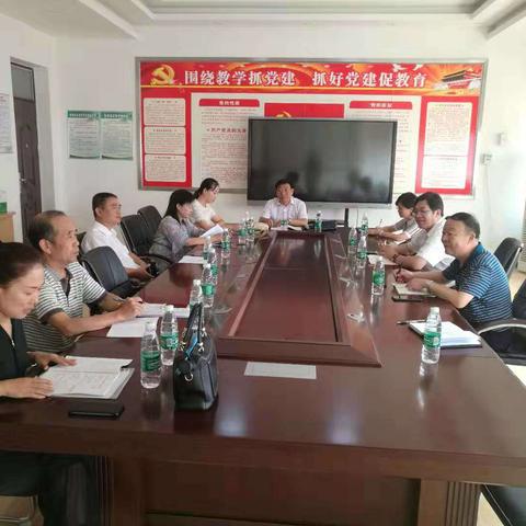 【开成教育】继传统 促发展  ——开封市第二十七中学迎接新学期督导检查