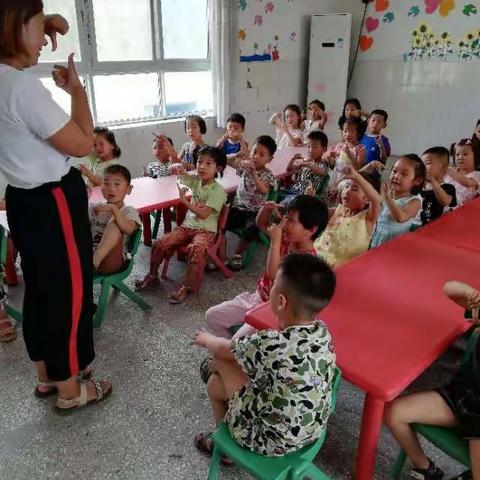 西姜寨乡中心幼儿园学前教育宣传月——“我是一名幼儿教师”