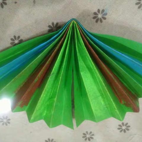 手工折扇子😊😊