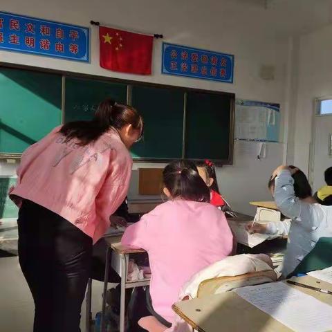 必斯营子镇中心校小学语文组教研活动