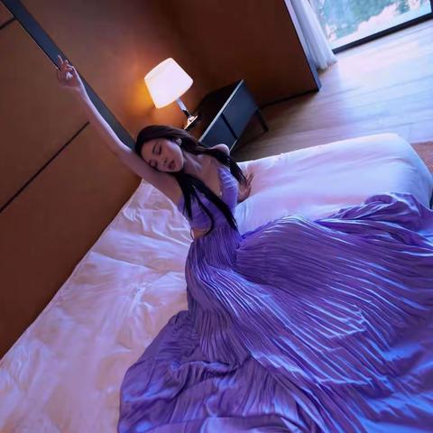 《无头怪》——梁福豪