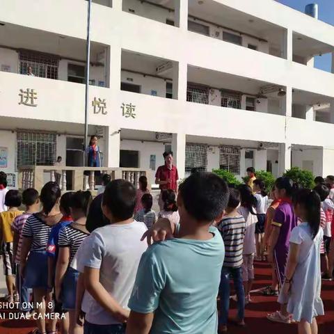 新时代好队员——黄坑小学庆祝建队节活动