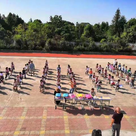 回顾心路历程  踏上全新征程——雷兰民族小学2019—2020第一学期开学典礼