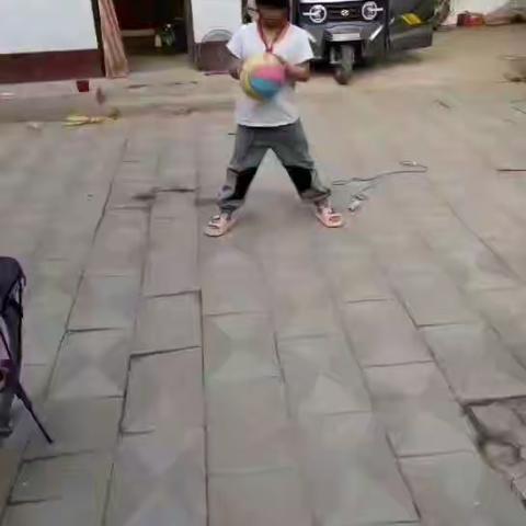 《关爱学生，幸福成长》周末篇