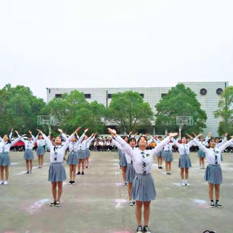 “我运动 我快乐”  经管系举行广播体操比赛