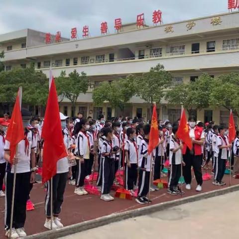 传承雷锋精神，争当新时代好少年！一一博罗县罗阳城郊中心学校开展学雷锋系列活动