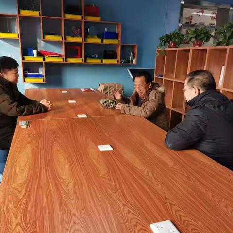 天桥区委组织部到天桥东街街道走访慰问党务工作者