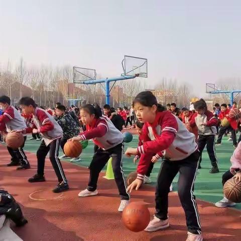 实验学校体育课“上新”，同学们都喜欢