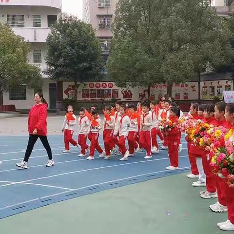21年三完小体育节开幕式159班