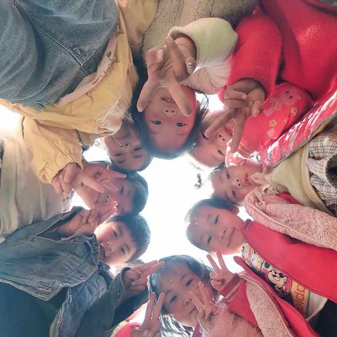 下峪幼儿园大班本周精彩回顾