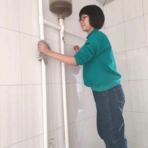 龙口市实验中学迎新春劳动实践活动——欢乐迎新春，劳动最光荣