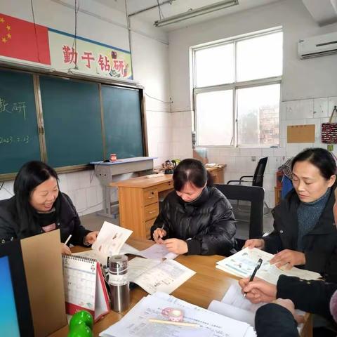 凝心教研            聚力教育——西柳林小学常规教学活动