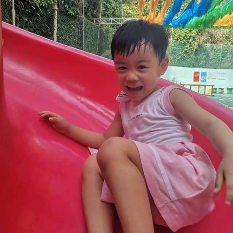 "守望快乐，伴你成长"琼山幼儿园金环分园小班第2周成长记录