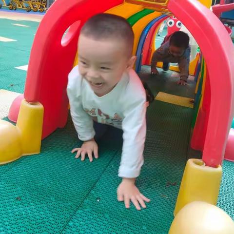 “迎接美好，快乐成长"琼山幼儿园金环分园小班第七周成长记录