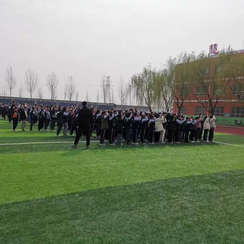 国旗飘飘    伴我成长