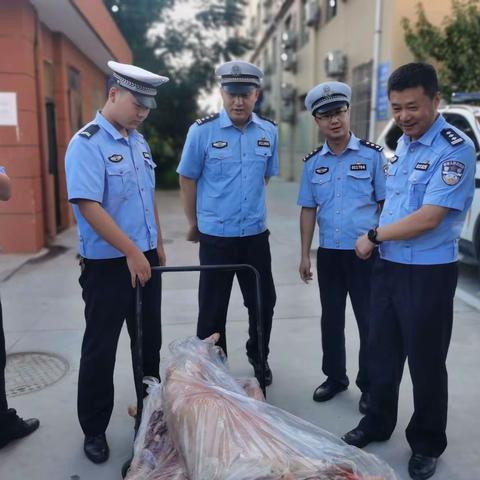 【西安公安交警高交大队】中秋节  团圆夜  深切关怀温暖坚守的人