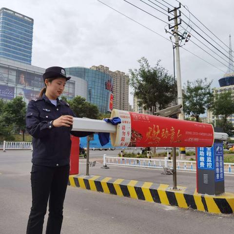 国庆不休 中秋不歇 坚守岗位不松懈