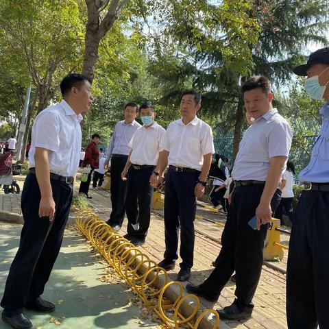 规范停车管理 提升城市形象