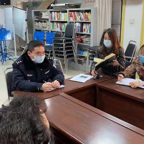 太原街街道中华社区开展垃圾分类培训会议