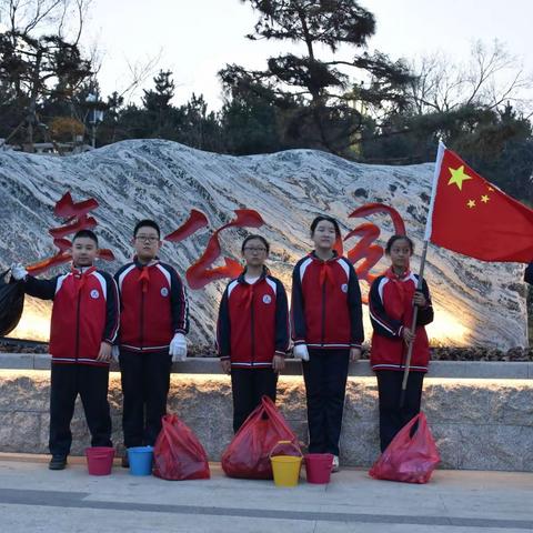 新兴路学校6.2中队“我和春天有个约会”