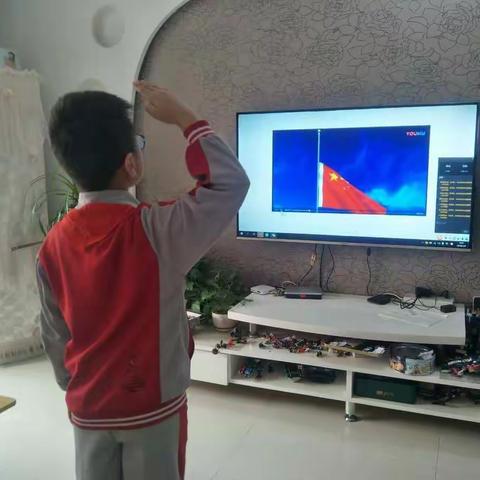 四二班升旗仪式的美篇