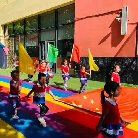 可爱蜗幼儿园“环保从我做起”升旗仪式