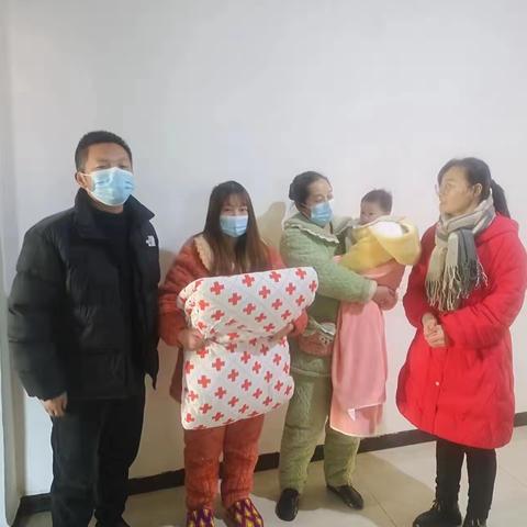 【文明实践】春节慰问困难户 真情关爱暖人心