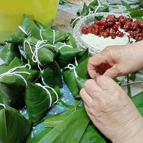 弘扬爱国主义 歌颂家国情怀