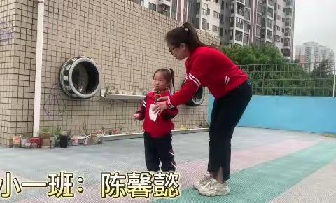 童心幼儿园周一升旗仪式