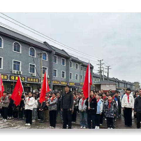 清明祭英烈，丰碑励少年——彭婆教育系统祭扫烈士墓碑活动